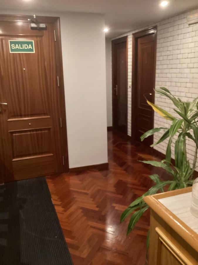 Saudade Hostal Cafeteria A Coruña Exteriör bild