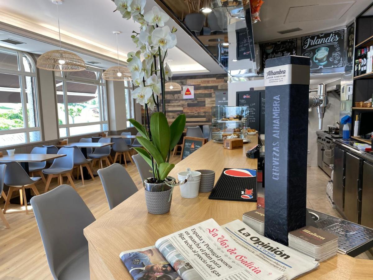 Saudade Hostal Cafeteria A Coruña Exteriör bild