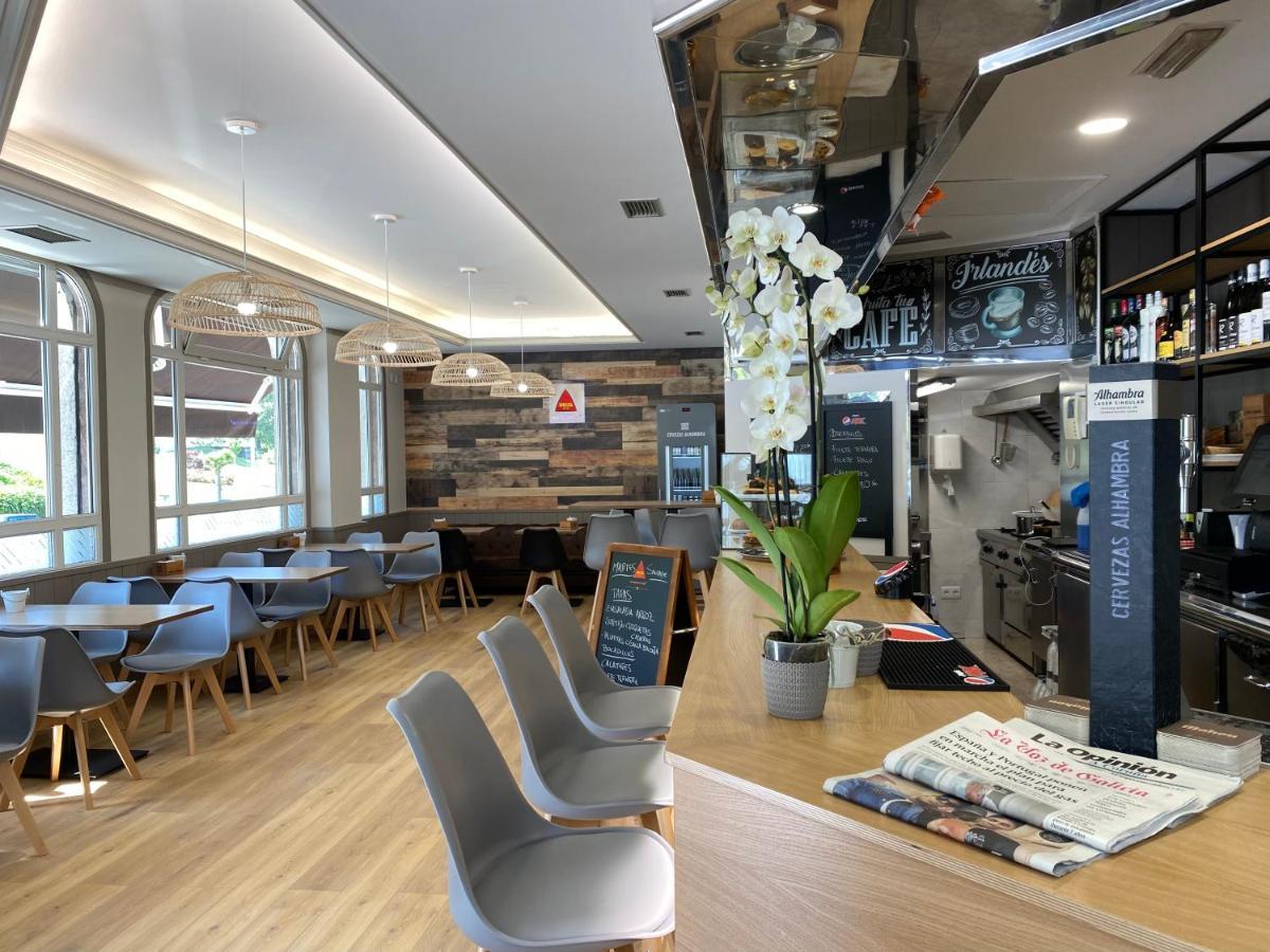 Saudade Hostal Cafeteria A Coruña Exteriör bild